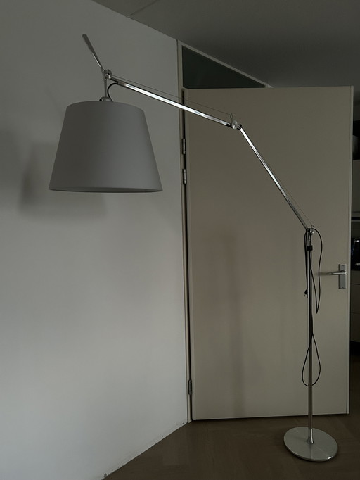 Artemide Tolomeo Mega Hue Dimbaar