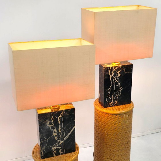 Image 1 of Set aus 2 wunderschönen schweren Marmorlampen aus den 1960er Jahren.