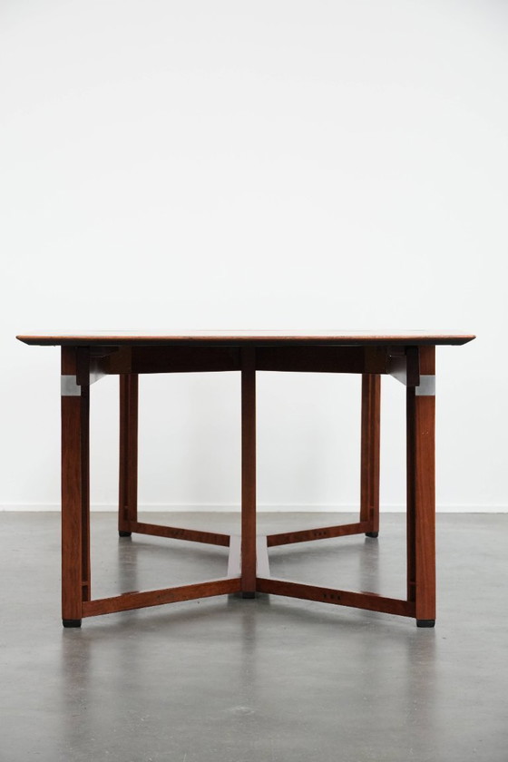 Image 1 of Practical extendable Art Deco design dining table for 6 to 8 people from Schuitema from the Decoforma series