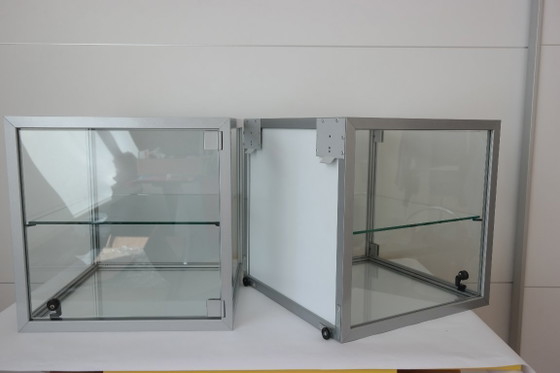 Image 1 of Vitrines et présentoirs conçus et fabriqués en Italie. Marzorati Ronchetti.