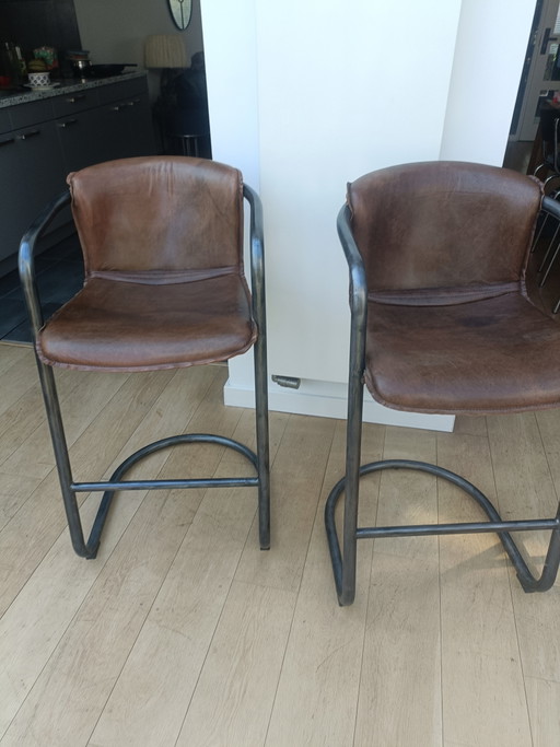 Tabourets de bar en cuir de chez Chiavari