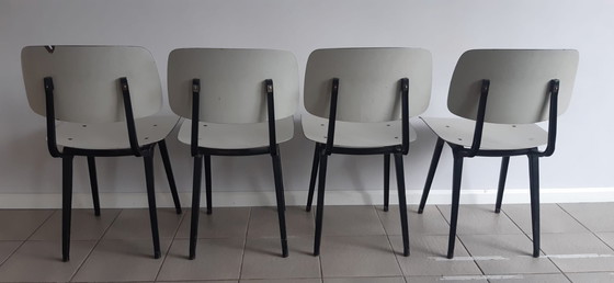 Image 1 of Friso Kramer dining set with 4 Revolt chairs