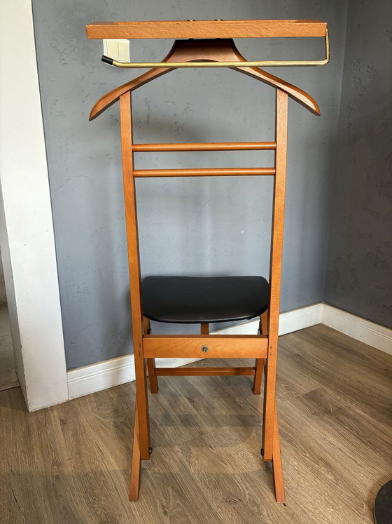 Fratelli Reguitti valet stand, beech, brass and vinyl, 1950s, Coat racks, Wood, Brown (photo 5 of 8)