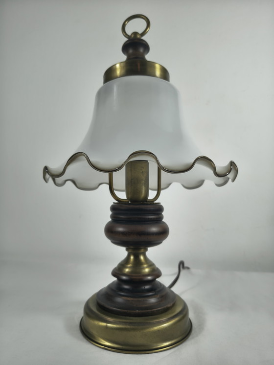 Image 1 of Vintage brass wood table lamp with opaline glass shade – classic / country style