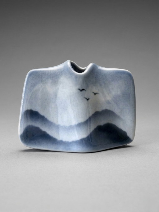 Virebent porcelain vase – blue landscape design – designer bud vase – made in France – 13 cm