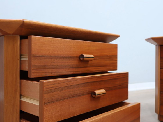 Image 1 of Paar Nachttische aus massivem Walnussholz, Ende der 1970er Jahre