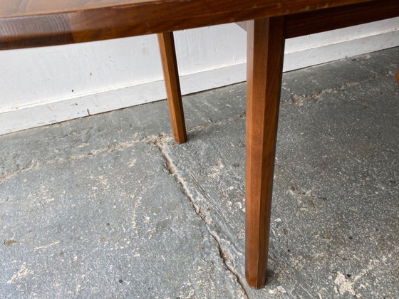 Image 1 of White & Newton Mid Century Table de salle à manger à rallonge