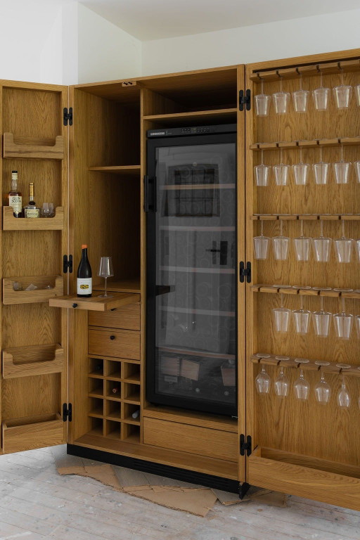 Mobile portabottiglie su misura / cantina vini realizzata su misura