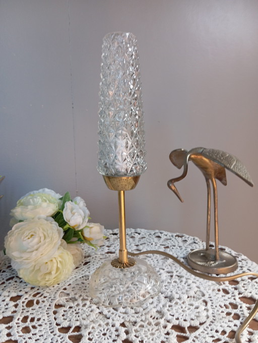Retro chic glass table lamp with diamond tip