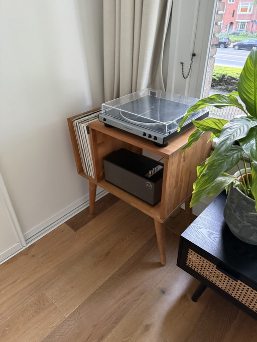 Retro Vinyl Player Stand