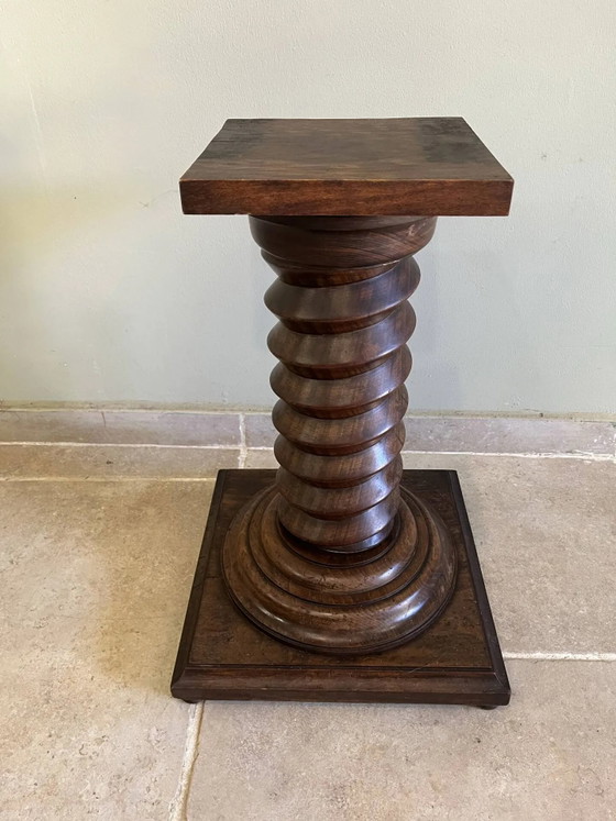 Piédestal colonne torsadée dans le style d'une vis de pressoir à vin. – Selettes, Wood, Rustic (photo 11 of 11)