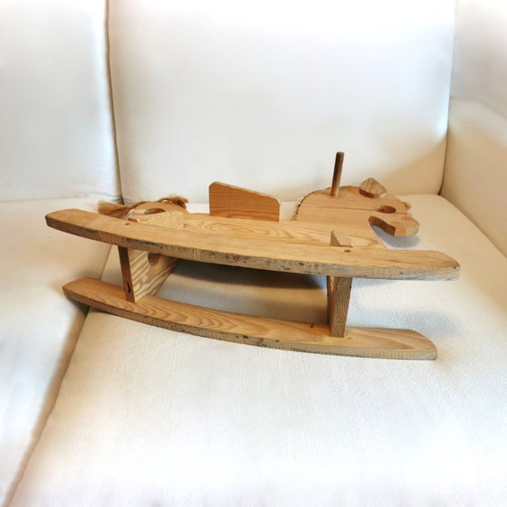 Image 1 of MASSIVHOLZPFERD - WIPPE