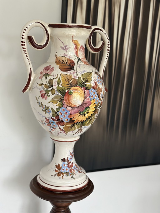 Large hand-painted Italian ceramic amphora – Bassano tradition
