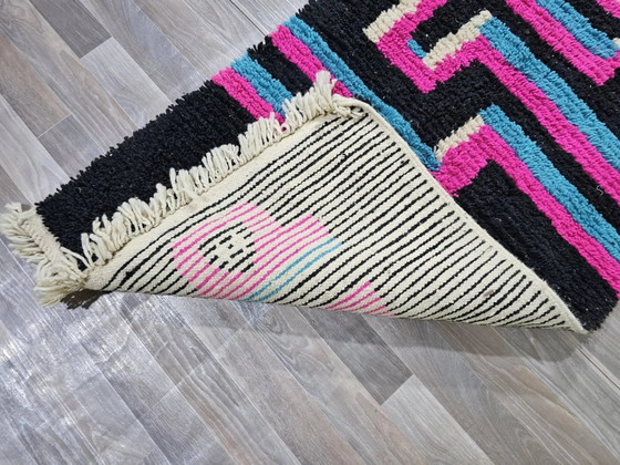Tapis marocain traditionnel fait main 250cm x 150cm – Wool (photo 9 of 11)