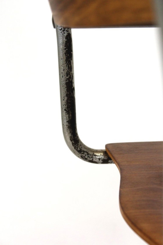 Image 1 of Gerestaureerde Bauhaus B34 cantileverstoel van multiplex en chroom, ontworpen door Marcel Breuer, begin jaren 30.