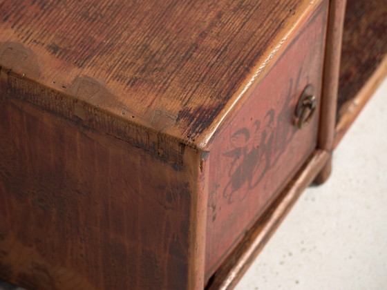 Antikes bemaltes niedriges Sideboard aus Kiefernholz - China, ca. 1930 – Iron (photo 18 of 40)