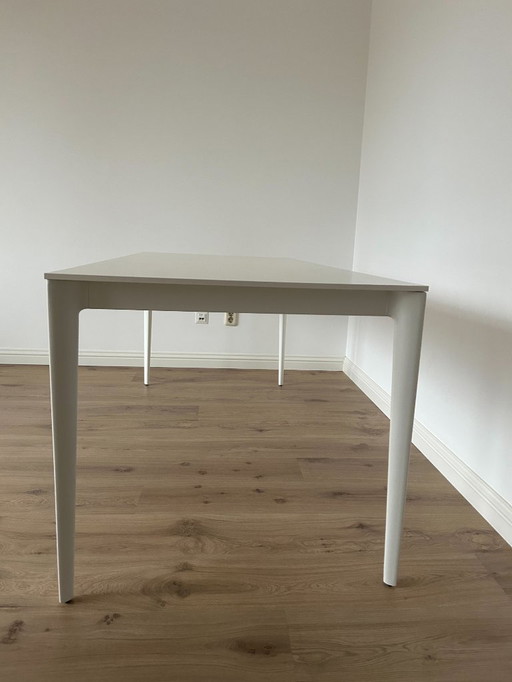 1 x Boconcept Torino Esstisch