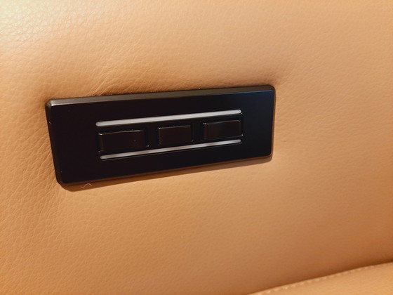 Image 1 of Cuir Blomira L