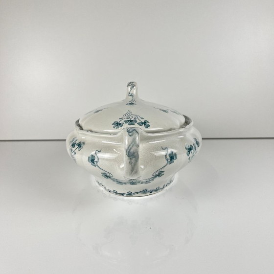 Image 1 of Plato de verduras Villeroy & Boch, modelo "Trèfle - Klee", azul, 1890-1900