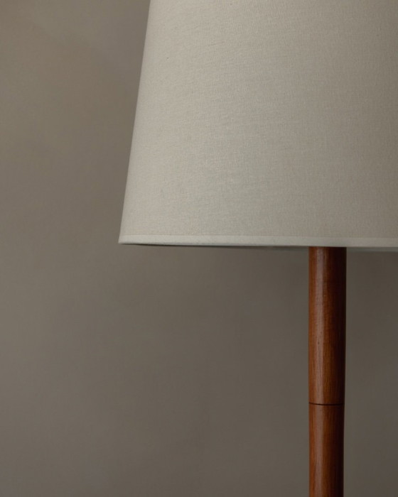 Image 1 of Lampada da terra vintage in teak con paralume in tessuto | Lampada da terra in stile scandinavo moderno | Anni '60-'70