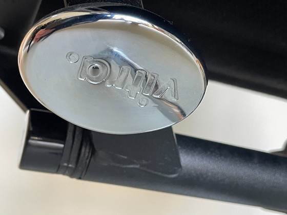 Image 1 of Vitra Eames EA 124 poltrona lounge - nera - hopsak