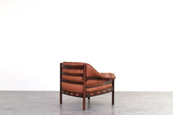 Sillones de roble y cuero de mediados de siglo, diseñados por Arne Norell para Coja, década de 1960. Juego (photo 9 of 16)