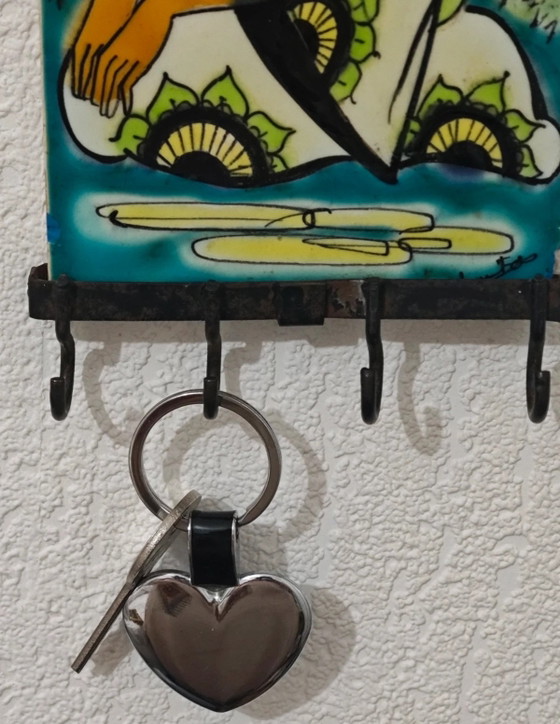 Portachiavi vintage in ceramica Aubagne – Proceram Choutos, Decorazioni murali (photo 3 of 13)