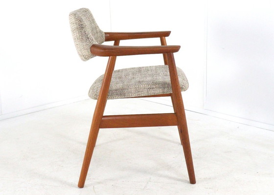 Image 1 of Svend Åge Eriksen voor Glostrup GM11 stoel vintage Deens design nieuw gestoffeerd
