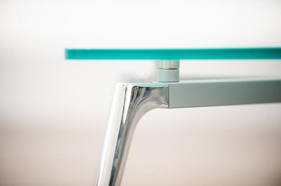 Image 1 of Nn Table basse