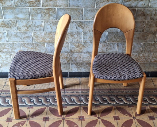 Paar Deense Morten eetkamerstoelen ontworpen door Niels Koefoed