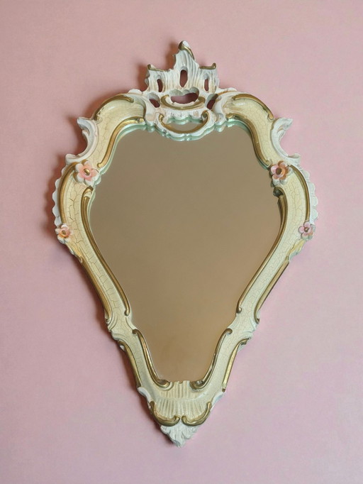 Set aus 2 Florentiner Barock Wandspiegeln 55×36 cm – Italien Vintage 1950–1970 – handbemaltes Holz mit Craquelé & Pastellblüten 