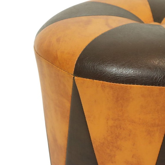 Image 1 of Round Vintage Pouf Brown Camel Skai