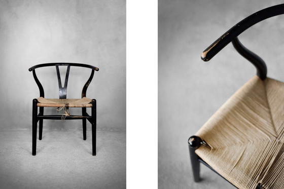 Image 1 of Vintage Mid-Century Danish Modern Oak CH24 Wishbone Chair by Hans J. Wegner for Carl Hansen & Søn, 1960s