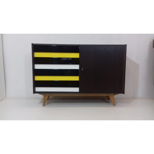 Commode vintage pour Interier Praha en chêne et plastique 1960s