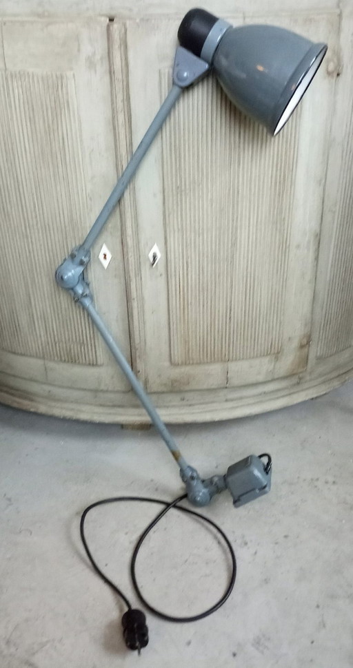 Lampada Fabrilux stile industriale bauhaus design luce da lavoro