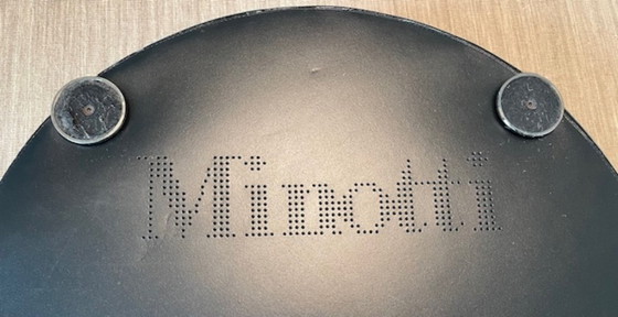 Image 1 of Ensemble complet Minotti 6 pièces comprenant 2 canapés, 1 pouf et 1 table basse.