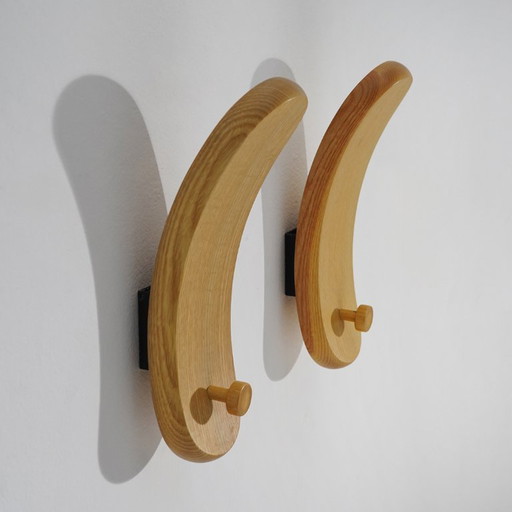 Paire de porte-manteaux muraux « Spatola » de De Paz, Durbino, Lomazzi pour Fiarm, années 1970