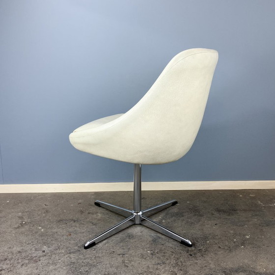 Image 1 of Swivel cocktail chair, chrome and imitation leather, 70s, vintage