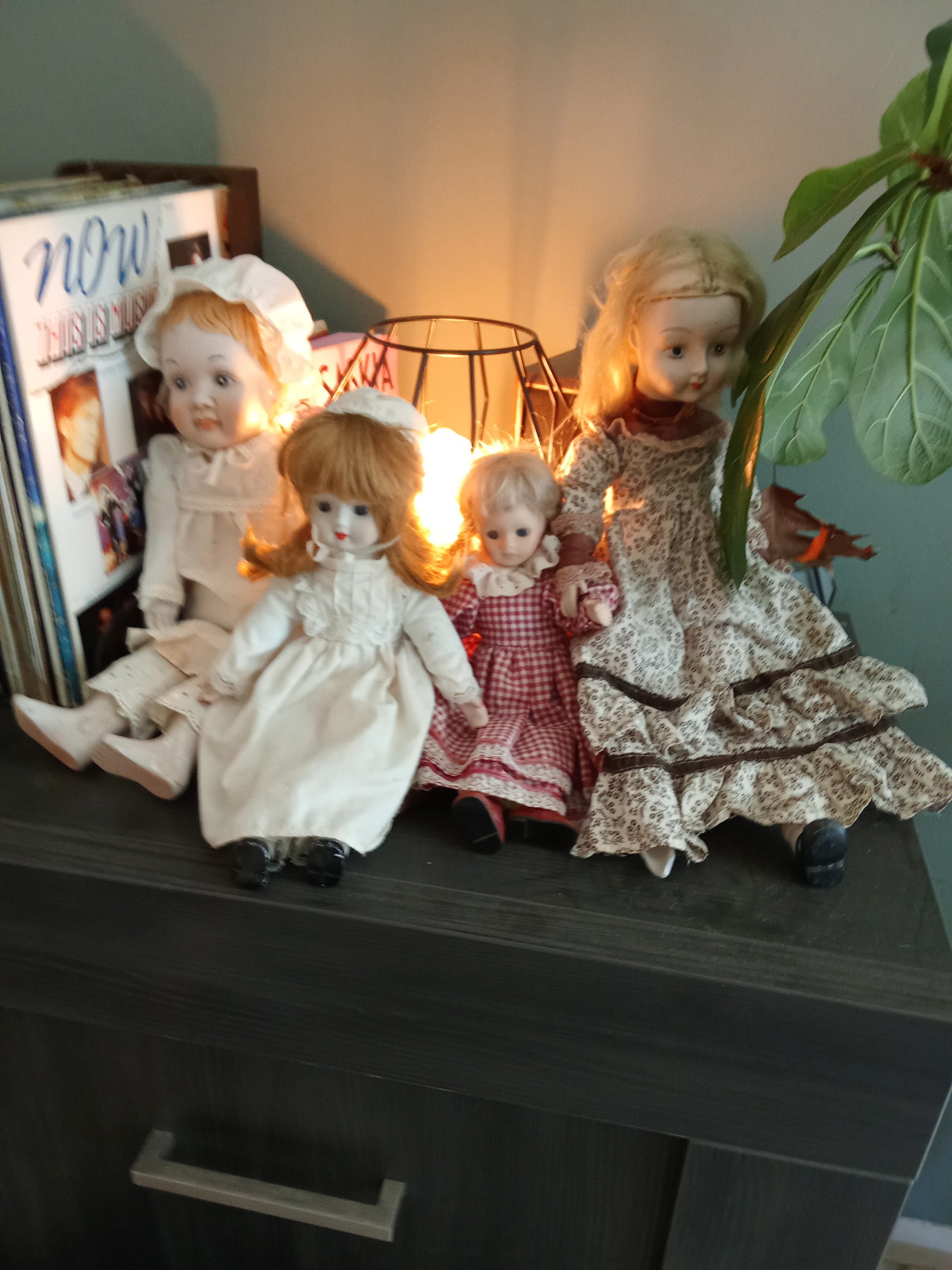 Set einzigartiger Vintage-Porzellanpuppen | €103 | Whoppah