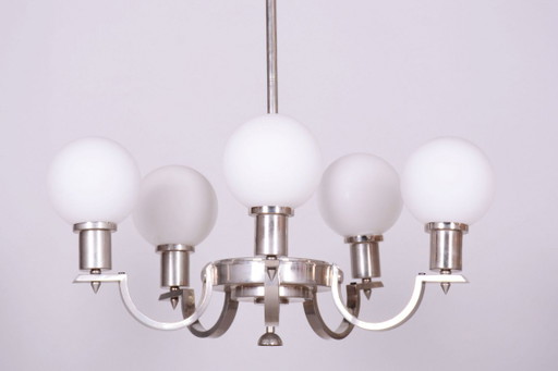 Gerestaureerde art-deco kroonluchter, nikkel, staal, opaalglas, Tsjechisch, jaren 1920 – Metal (photo 2 of 9)
