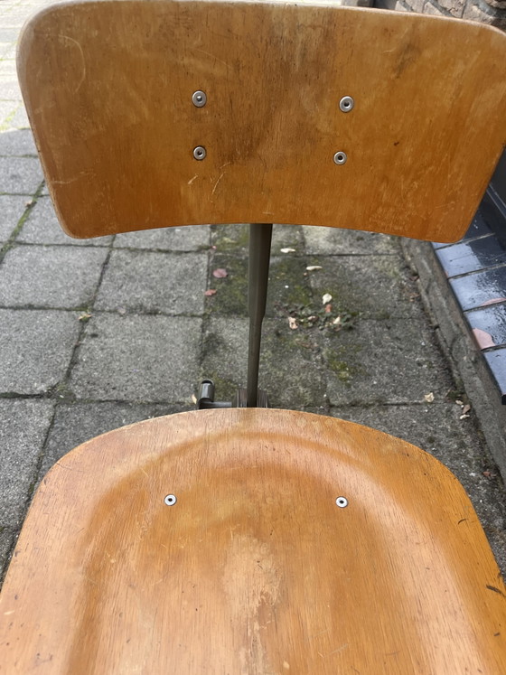 Sedia vintage Ahrend De Cirkel, Friso Cramer, anni '50/'60 – Sedie girevoli, Wood (photo 3 of 9)