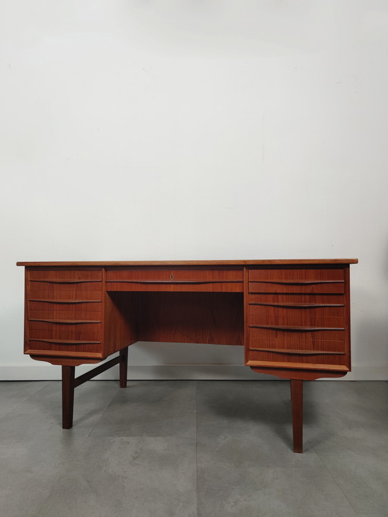 Image 1 of Vintage Danish Executive Desk In Teak