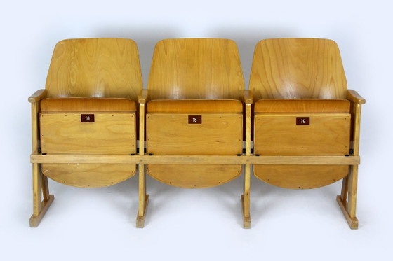 Fauteuils de cinéma vintage de Ton, années 1960, lot de 7 – Chaises pliantes, Wood (photo 11 of 18)