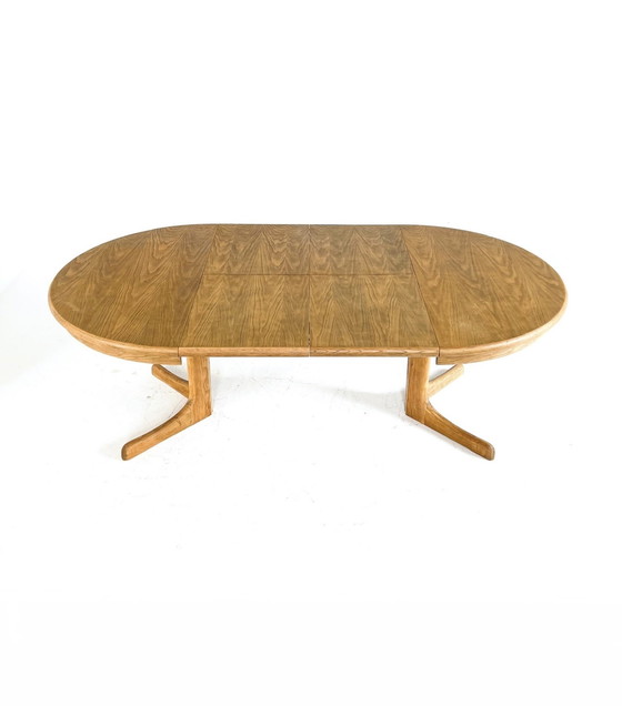 Image 1 of Vintage Extendable Oak Dining Table '60s