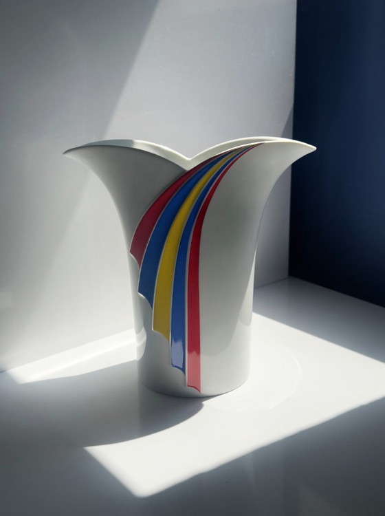 Image 1 of Thomas Postmodern Porcelain Vase Tulip Vase Tricolor Red Yellow Blue Circus Memphis 1980s Rosenthal