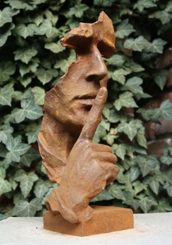 Image 1 of Der Flüsterer