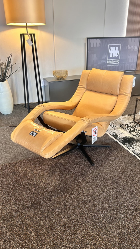 Image 1 of Poltrona relax Koinor modello Yoko elettrica a batteria