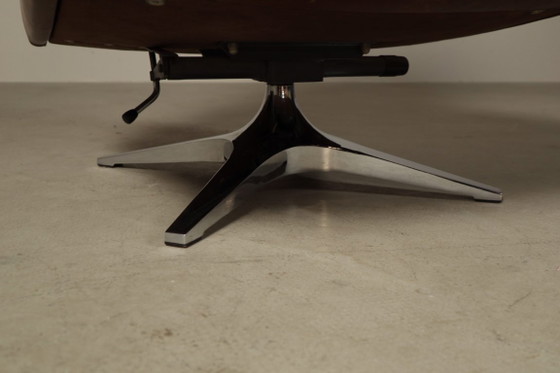 Image 1 of Sillón reclinable giratorio de cuero DS-31 de De Sede, Suiza, década de 1970.