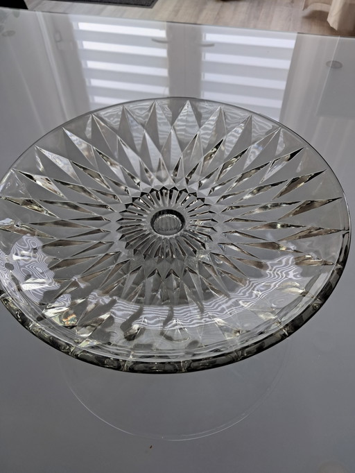 Glass bowl