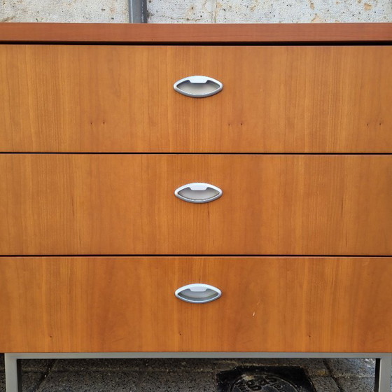 Image 1 of Sideboard / enfilada in walnut wood and steel, following George Nelson, Mid-century, 70’s